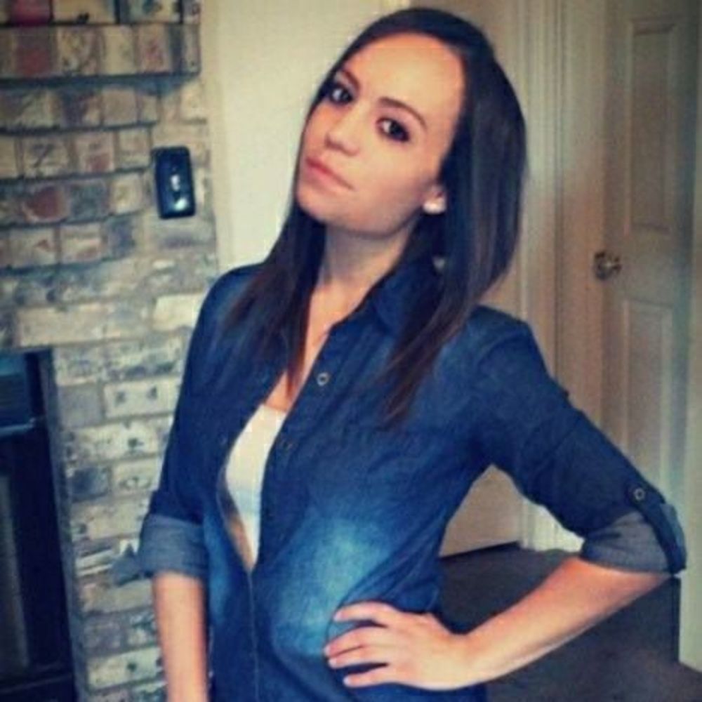 Meet your Posher, Leanne